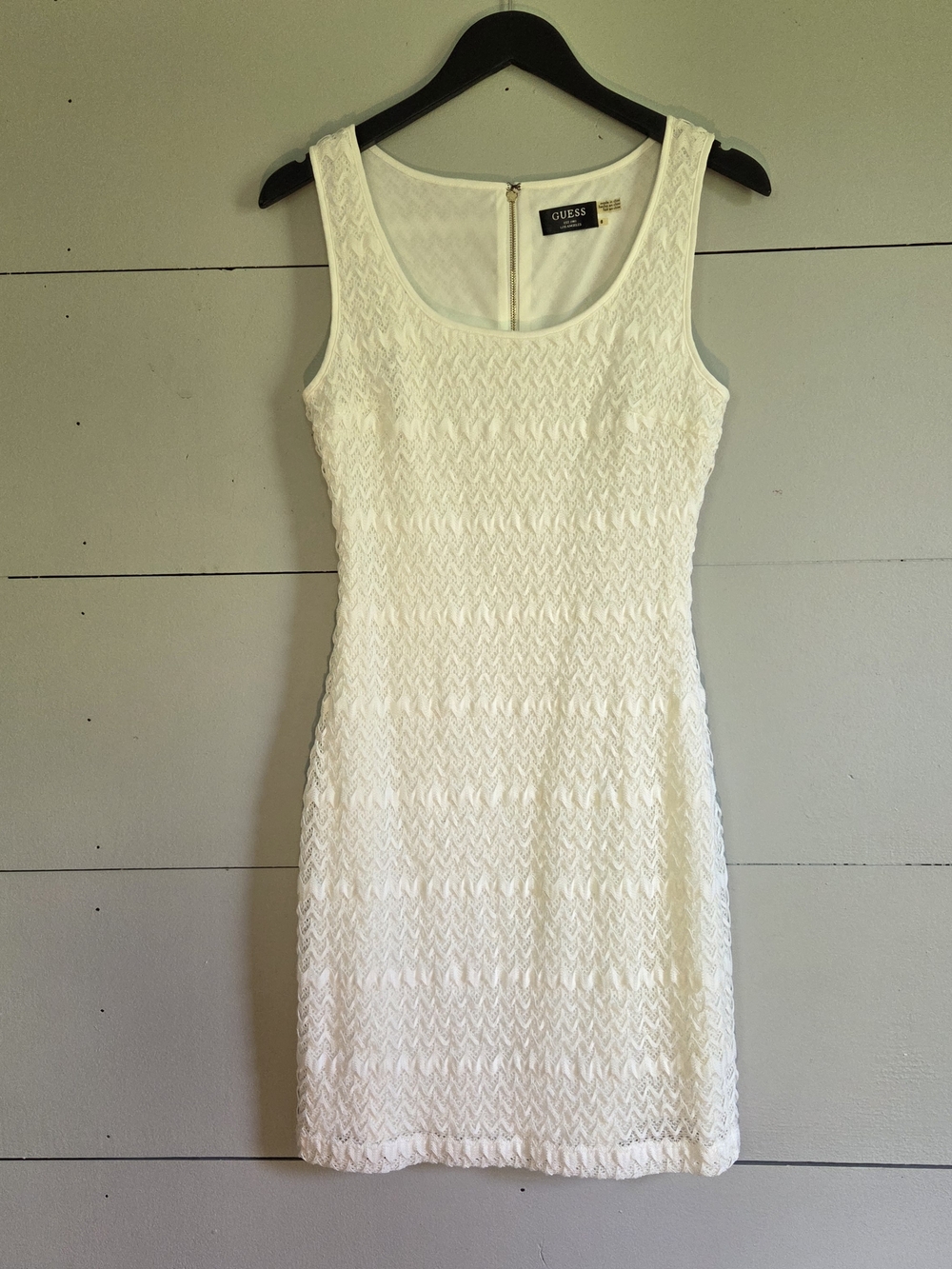 GUESS White Lace Geometric Bodycon Sheath Dress Scoop Neck Sleeveless Size 8
